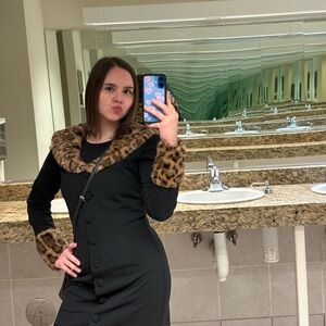 Meet your Posher, Sierra